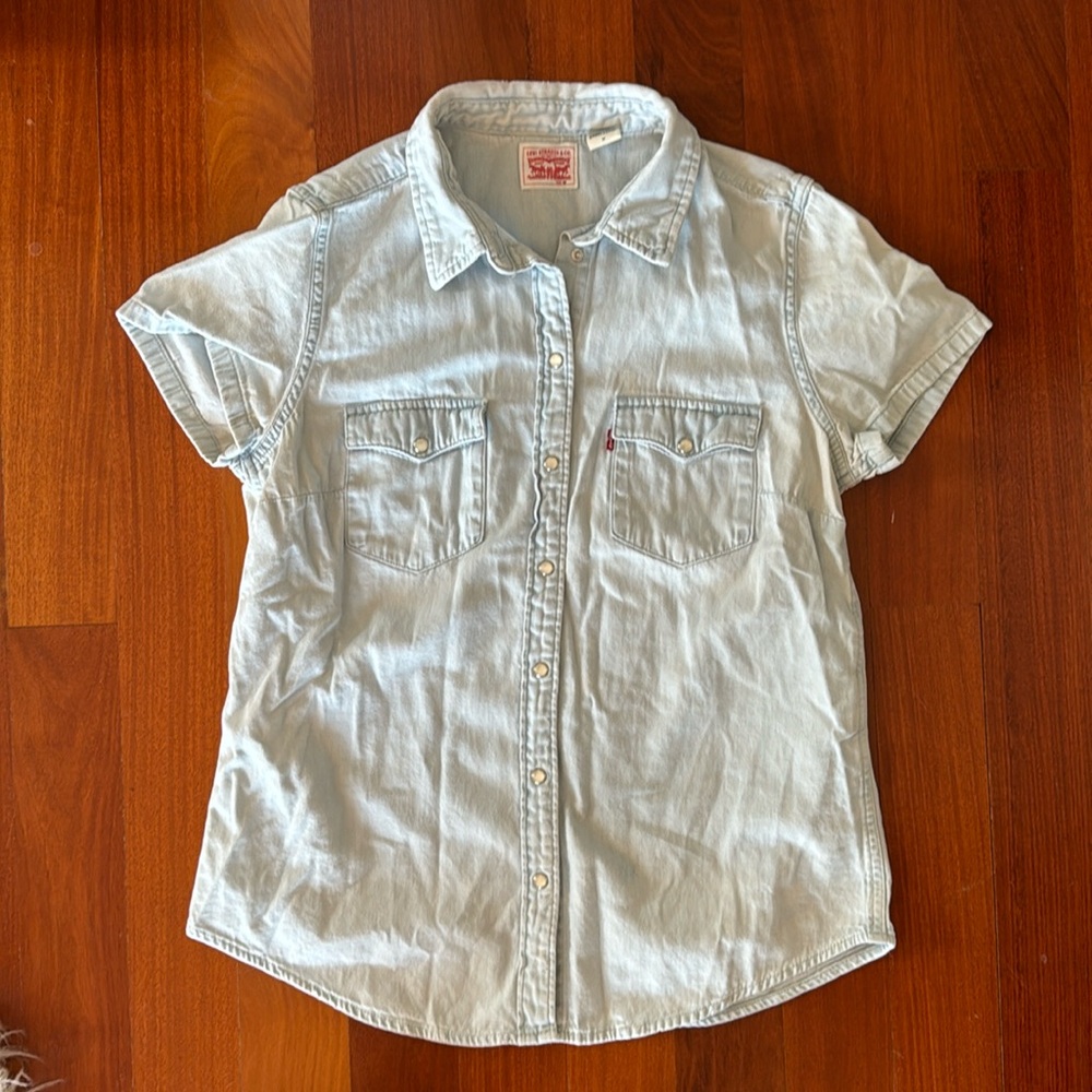 Levi’s Jean Top with Buttons